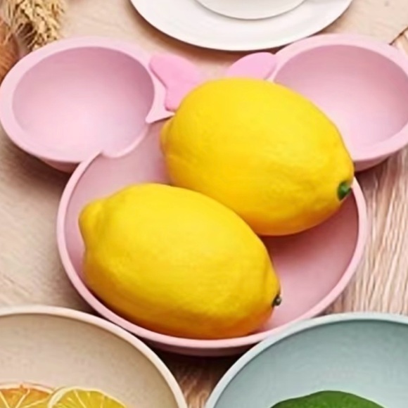 {NEW} Split-Design Wheat Straw Plate with Minnie Mouse Bow & Mickey Ears - Picture 3 of 6